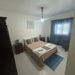 Royal Blue Ocean - Hiking And Beach Habitación en casa particular